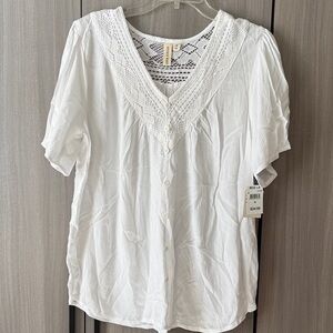 Studio West White Button-Up Blouse with Lace Detail